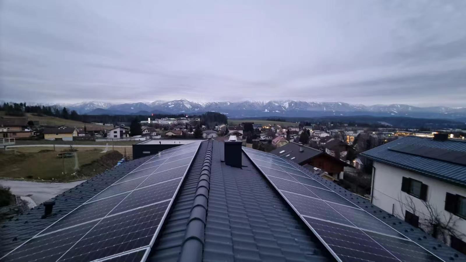 Alpine Rooftop PV