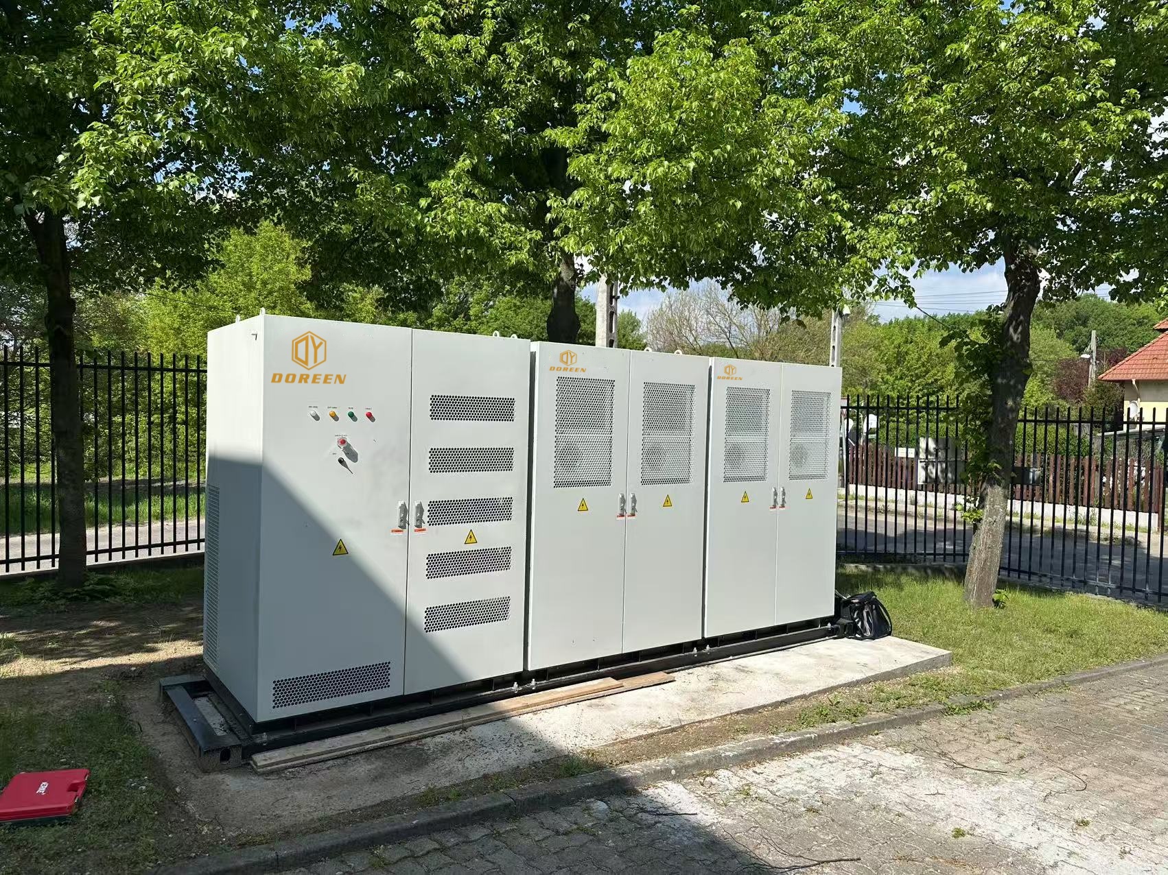 Oem Outdoor 100kwh 150kwh 200kwh 261kwh Battery Energy Storage System Lifepo4 For Commercial Industrial Energy Storage Solutions - Buy Product on Alibaba.com
