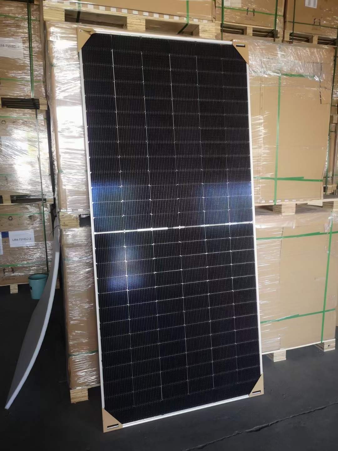 Morel Luxpower N-type Solar Panels 590w Bifacial Dual Glass Half Cell Mono Modules 570w-585w Range Hjt & Hbc Types - Buy Product on Alibaba.com