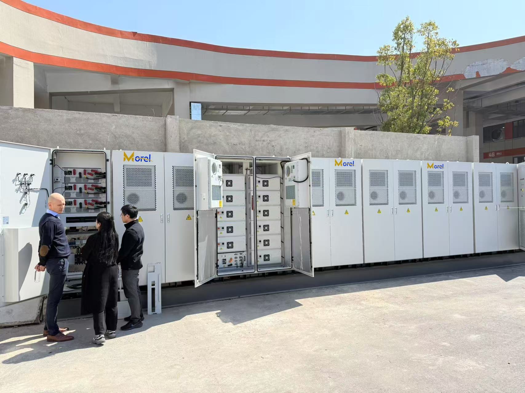 Morel 125kw/261kwh Lithium Ion Air Cooling Outdoor Battery Lifepo4 Solar Battery For Electric Power System Solar Energy Storage - Buy Product on Alibaba.com